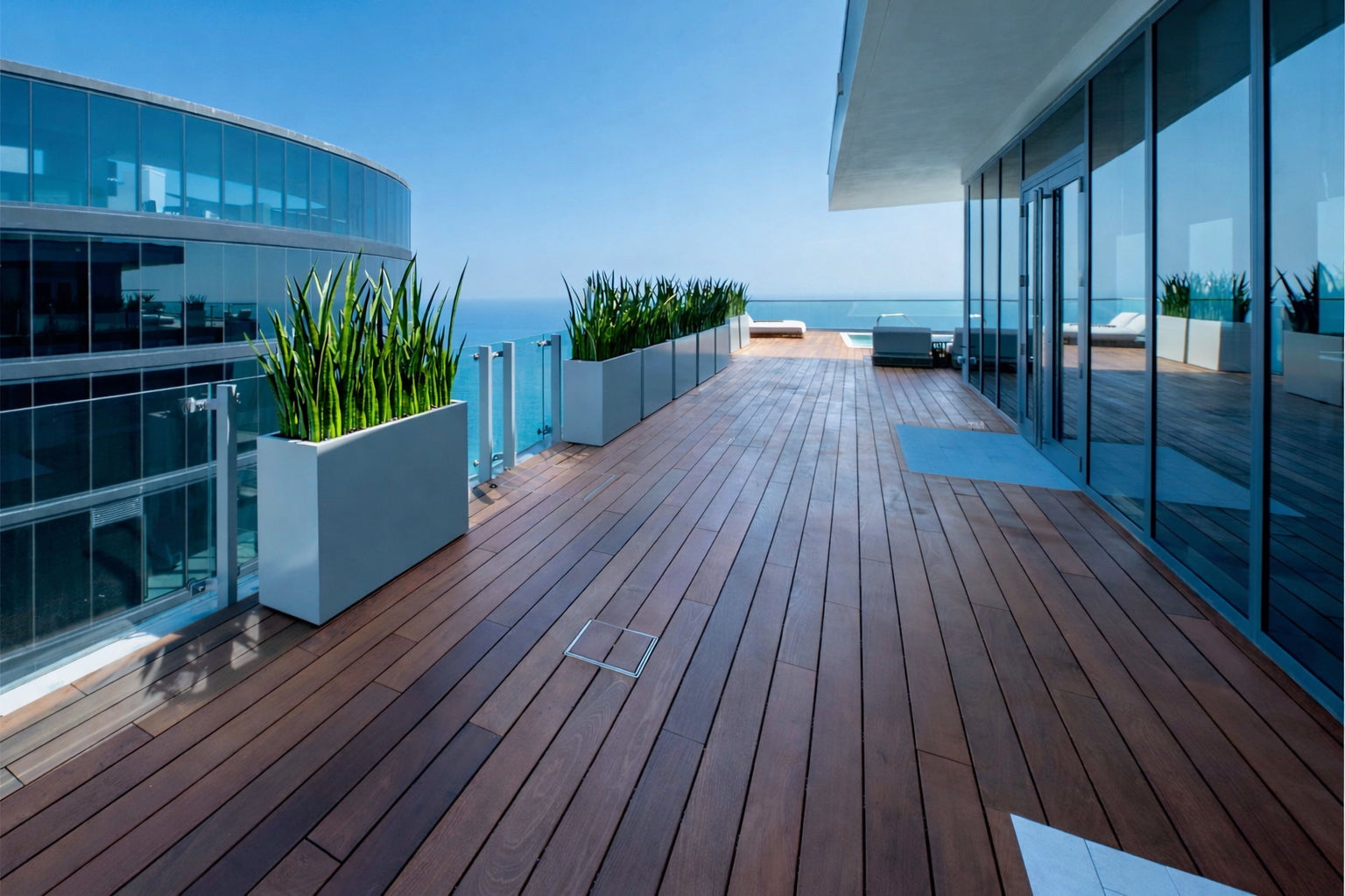 Brazilian Ipe Hardwood Decking - 1x6 S4S (15 sq ft Bundle)