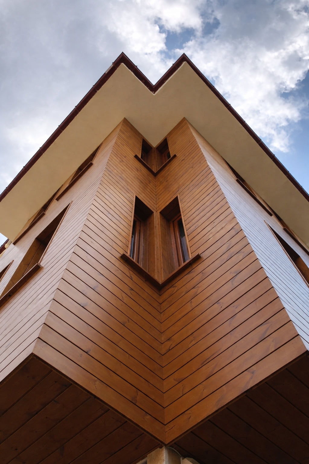 Thermo Scandinavian Cladding | T&G V-Joint/Nickel Gap Reversible (15 sq ft Bundle)